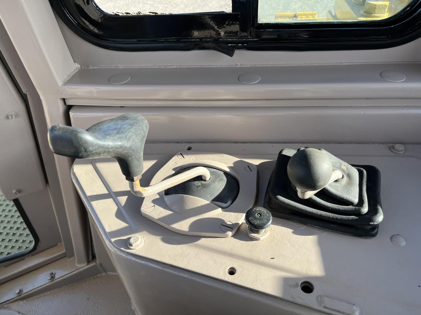 ./imagenes/INVOICE/2019/15809/TAPADOR FRONTAL CATERPILLAR D8N (43).JPG